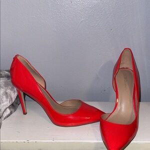 BCBGeneration Vibrant Red/coral Heels